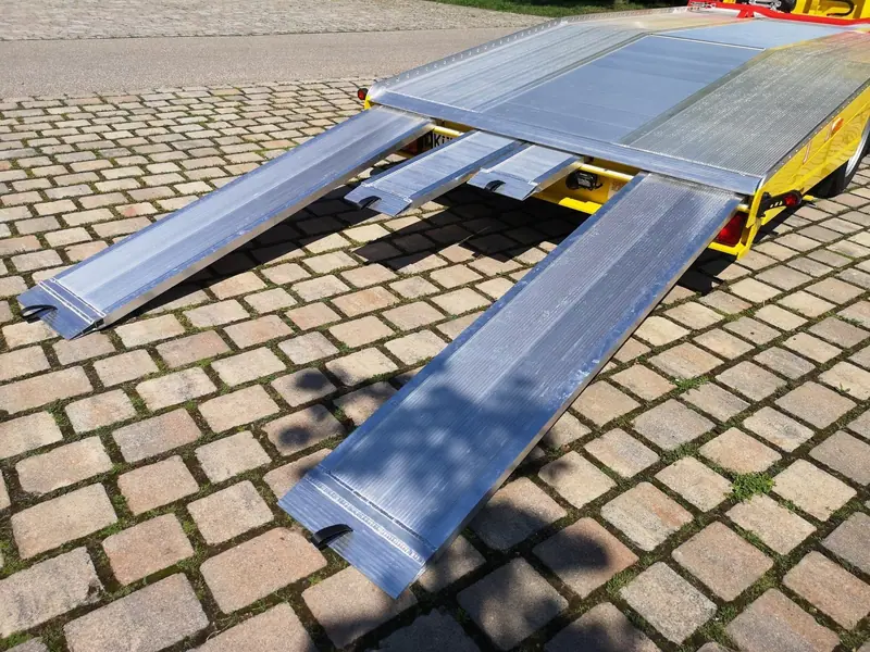 Festplateau und Doppelstock-Festplateau von BFZ – Aufnahme 03